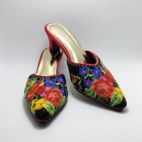 Classic Beads Closed Toes POINTED shape